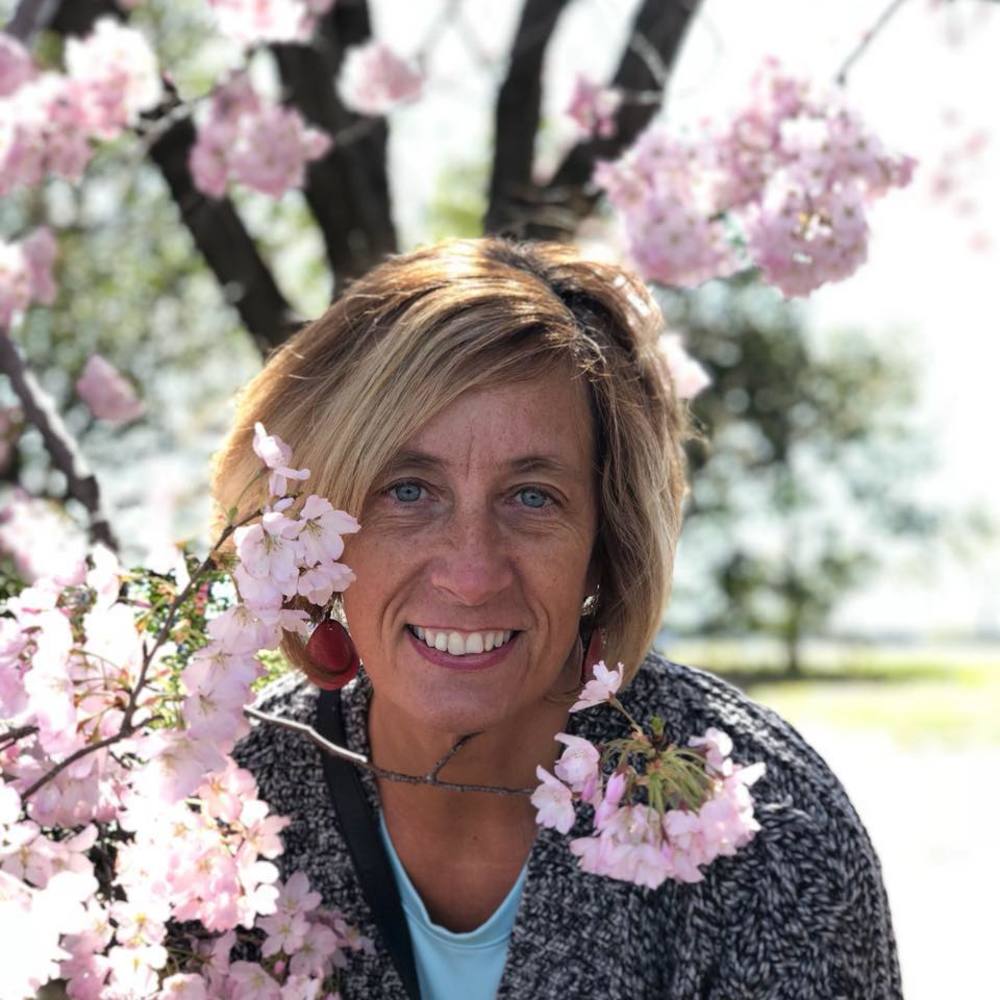 Meet your Posher, Brenda